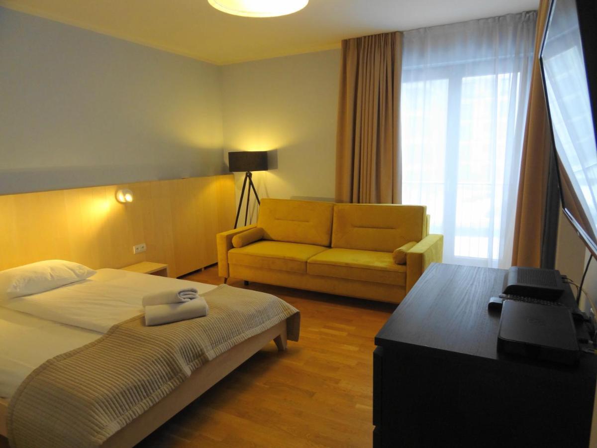 Pokorna 2 By Visitwarsaw Apartments Luaran gambar